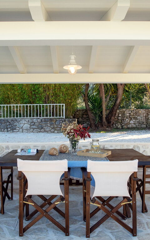 Villa Armonia: Balkon / terras / patio, Buitenkanten, Buitenshuis