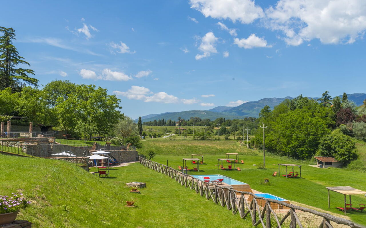 Le Fornaci: Buitenkanten, Buitenshuis, Keer bekeken, Tuin
