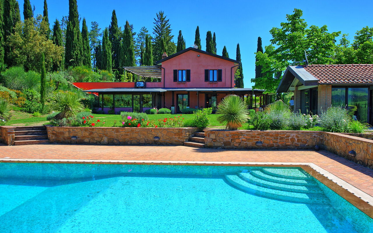 Villa Barbarella: Buitenshuis, Tuin, zwembad