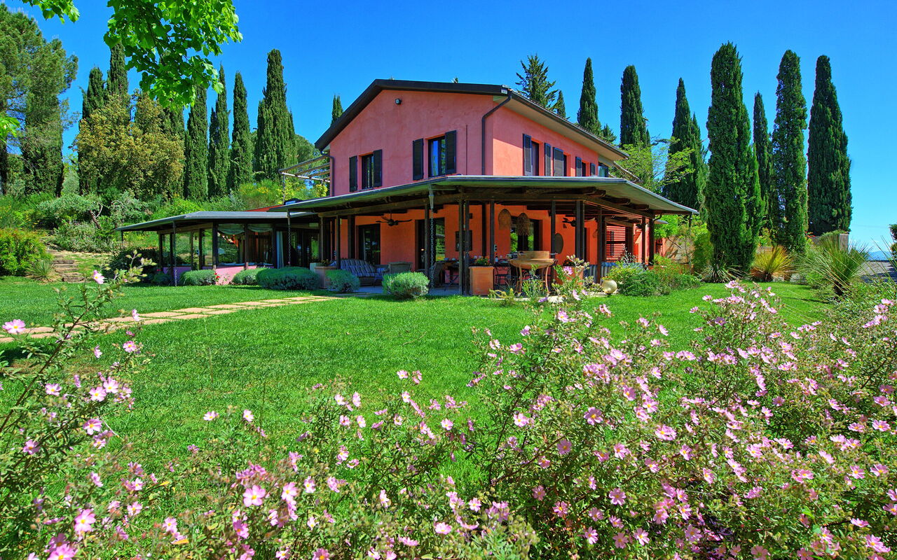 Villa Barbarella: Buitenshuis, Tuin