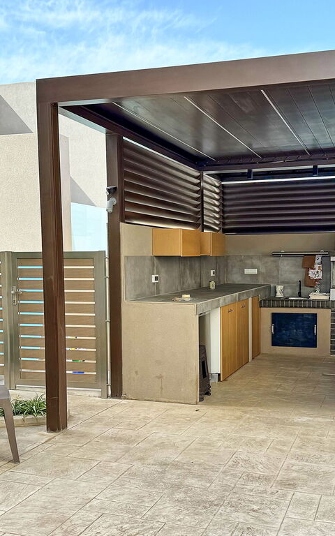 Villa Endless View: Balkon / terras / patio, Buitenshuis