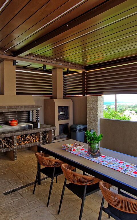 Villa Endless View: Balkon / terras / patio, Buitenshuis, Herfst, Lente, Zomer