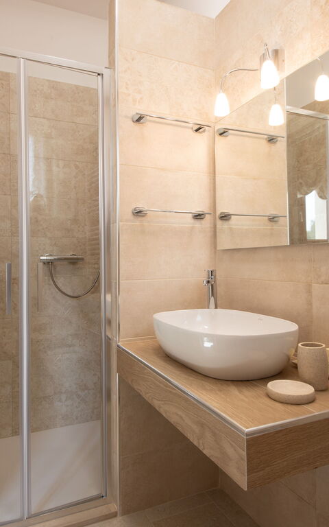 Terra Mater: Badkamer