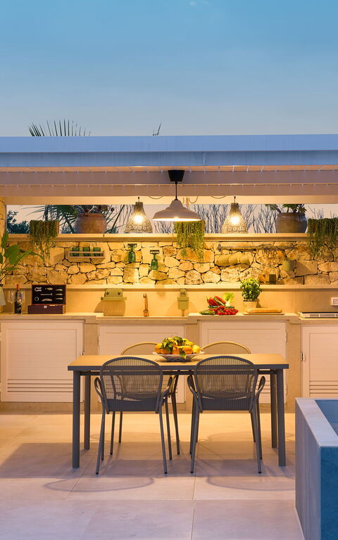 Villa Paradisus: Balkon / terras / patio, Buitenkanten, Buitenshuis