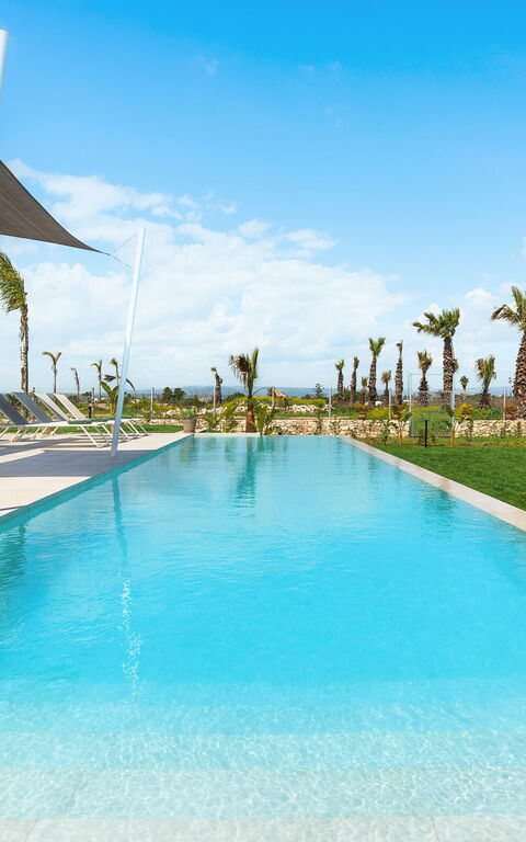 Villa Paradisus: Buitenkanten, Buitenshuis, Tuin, zwembad