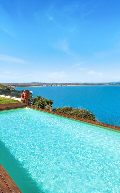 Villa Coralia: Buitenkanten, Buitenshuis, Keer bekeken, zwembad