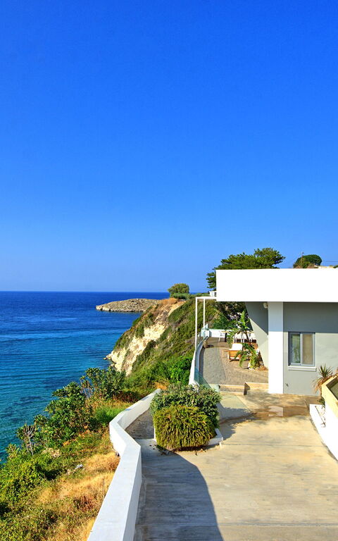 Villa Sapphire: Buitenshuis, Keer bekeken, zwembad