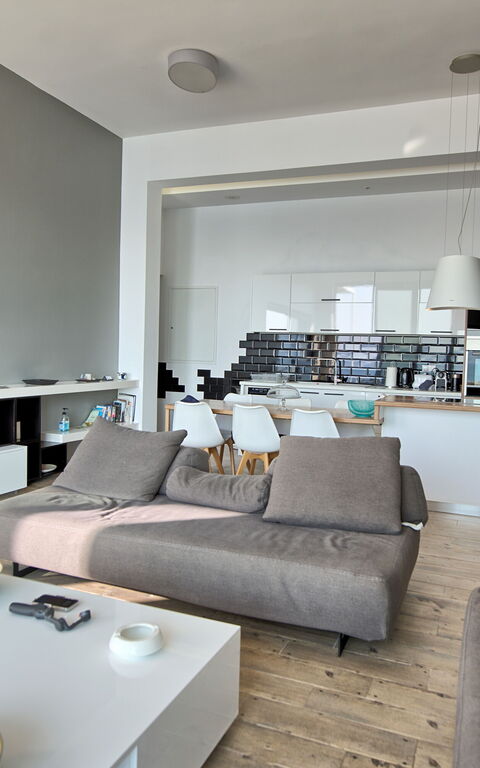 Villa Sapphire: Keuken, Woonkamer