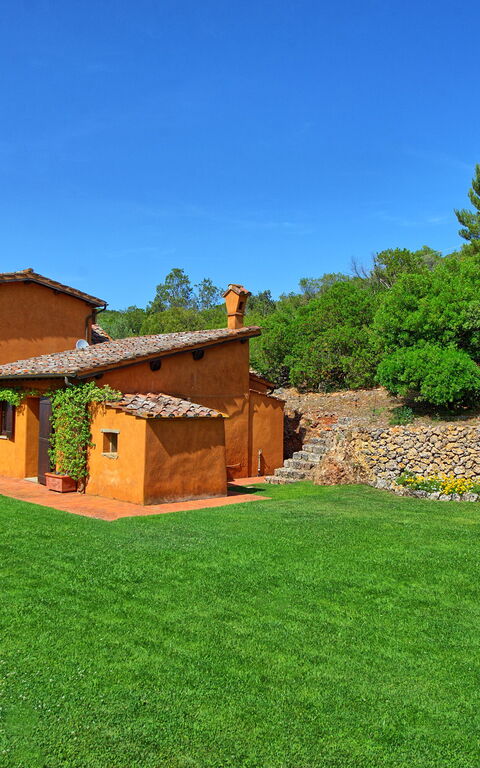 Casale Argentario: Buitenshuis, Tuin