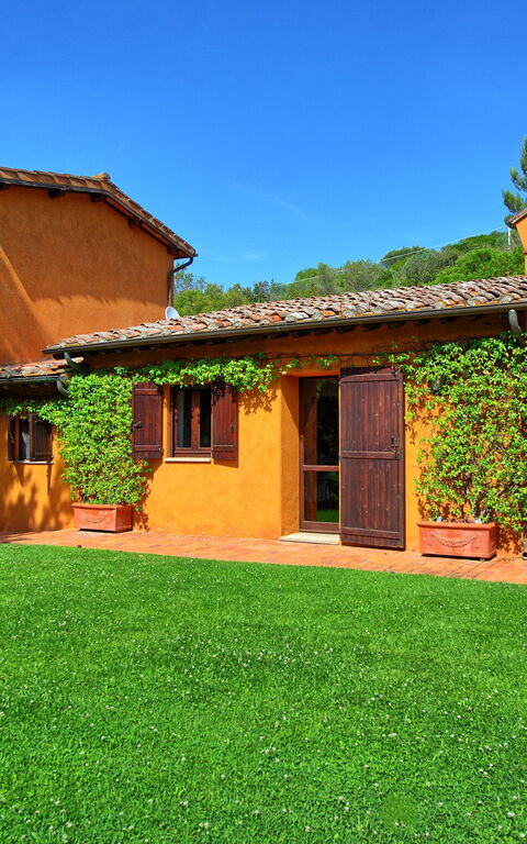 Casale Argentario: Buitenshuis, Tuin