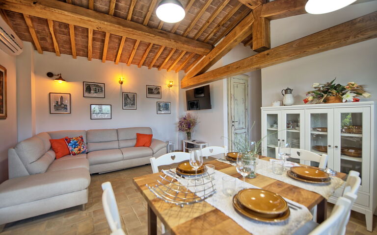 Casa Andrea: Keuken, Lunchroom, Woonkamer