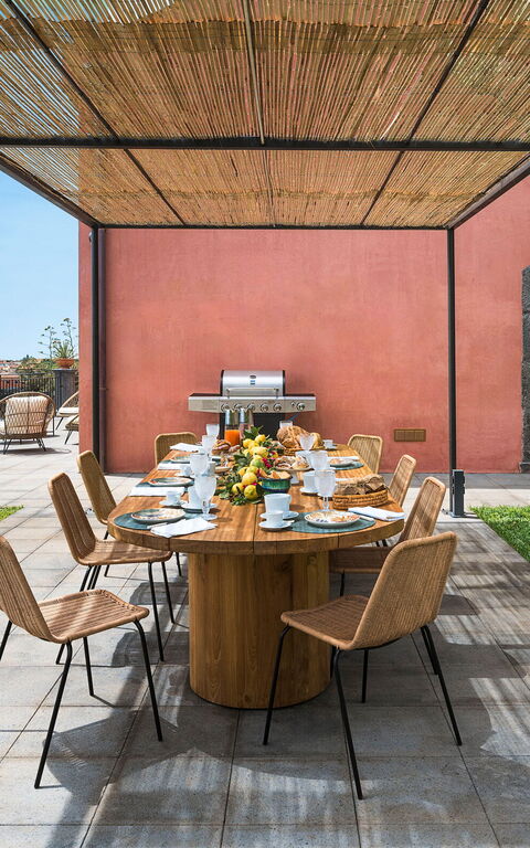 Villa Acqua Marina: Balkon / terras / patio, Buitenkanten, Buitenshuis, Keer bekeken, Tuin