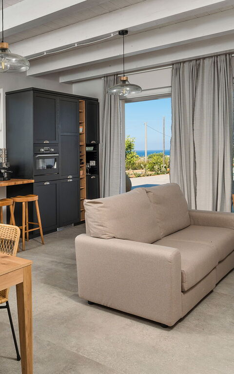 Villa Paolina: Keuken, Lunchroom, Woonkamer