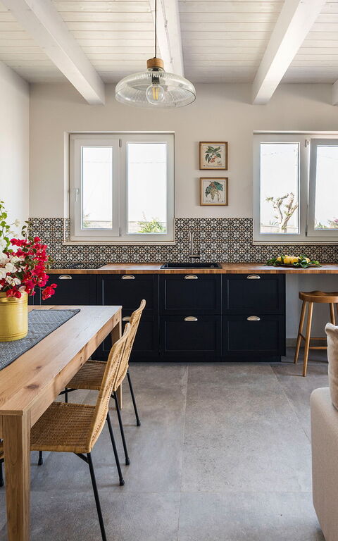 Villa Paolina: Keuken, Lunchroom, Woonkamer