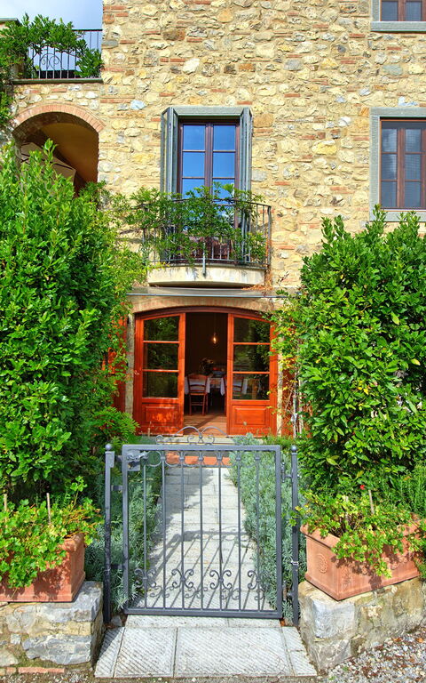 Casa Minuccia: Buitenkanten, Buitenshuis