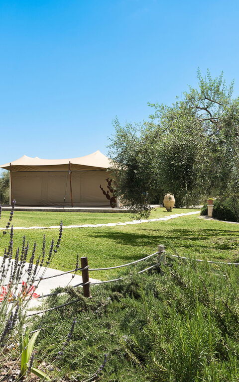 Villa Agnese: Buitenkanten, Buitenshuis, Tuin