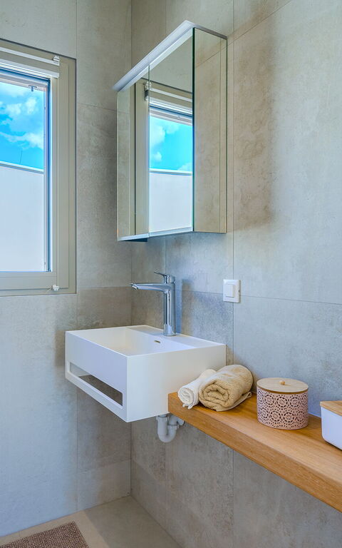 Villa Pine Haven: Badkamer