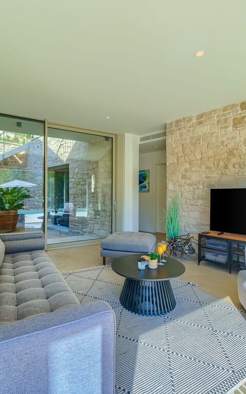 Villa Pine Haven: Woonkamer