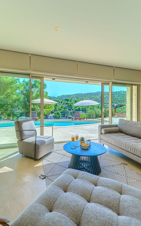 Villa Pine Haven: Woonkamer