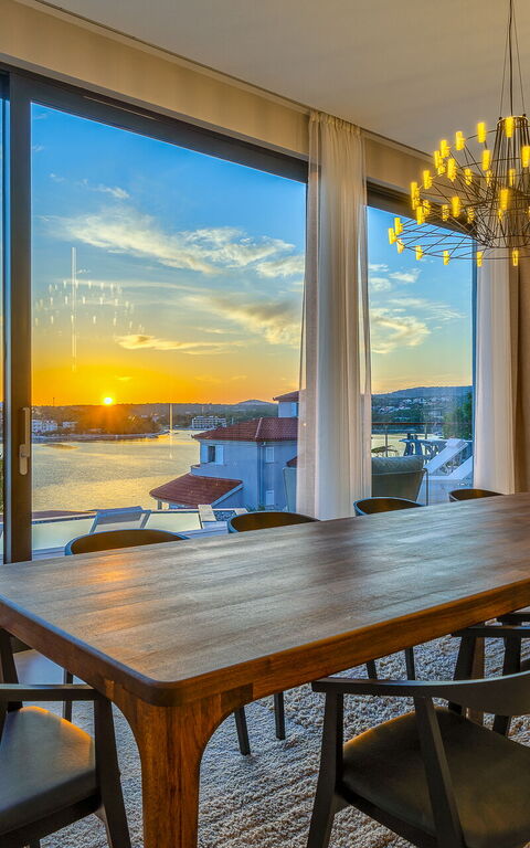 Villa Allina: Keuken, Lunchroom