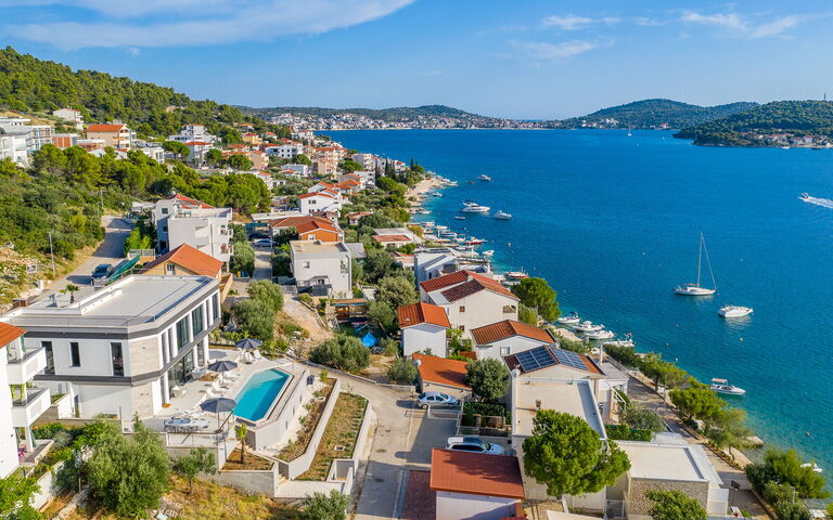 Villa Allina: Keer bekeken, zwembad