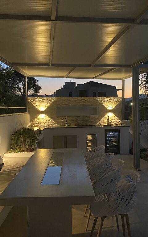 Christianna Apartments: Balkon / terras / patio, Buitenshuis
