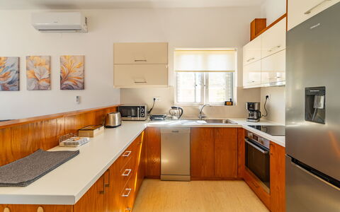 Accommodatie Christianna Apartments 1: Keuken, Lunchroom, Woonkamer