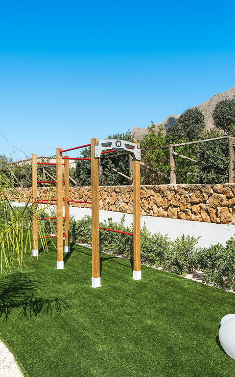 Villa Castalia: Buitenkanten, Buitenshuis, Tuin