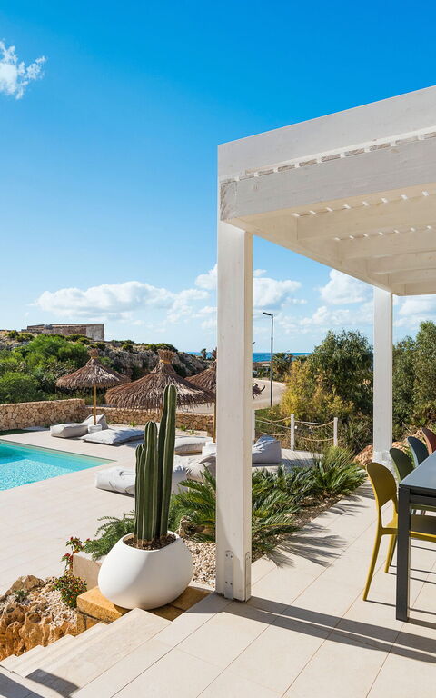 Villa Castalia: Balkon / terras / patio, Buitenkanten, Buitenshuis, zwembad