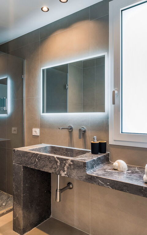 Villa Castalia: Badkamer