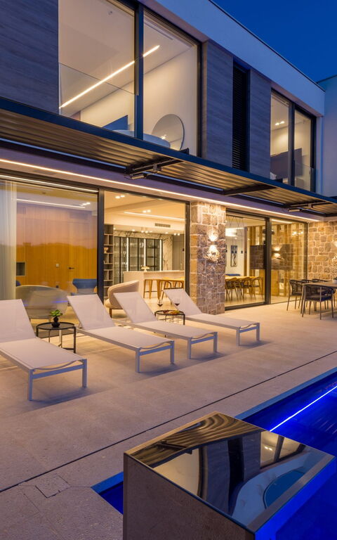 Villa Olive Vista 1: Buitenkanten, Buitenshuis, zwembad