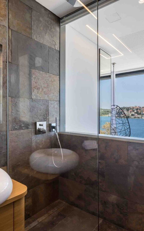 Villa Olive Vista 1: Badkamer