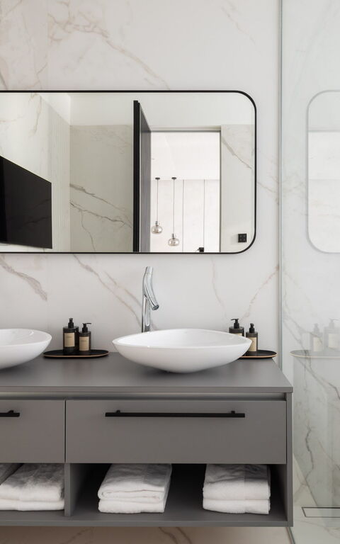 Villa Olive Vista 2: Badkamer