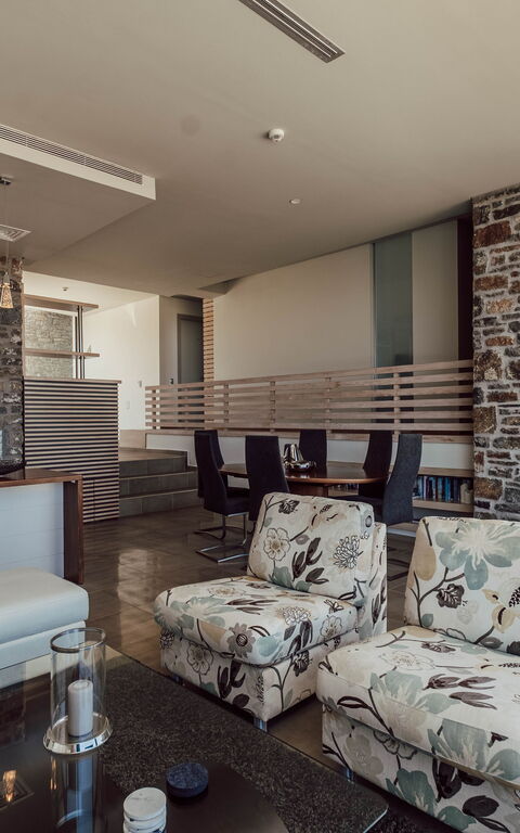 Villa Kera Panorama: Woonkamer