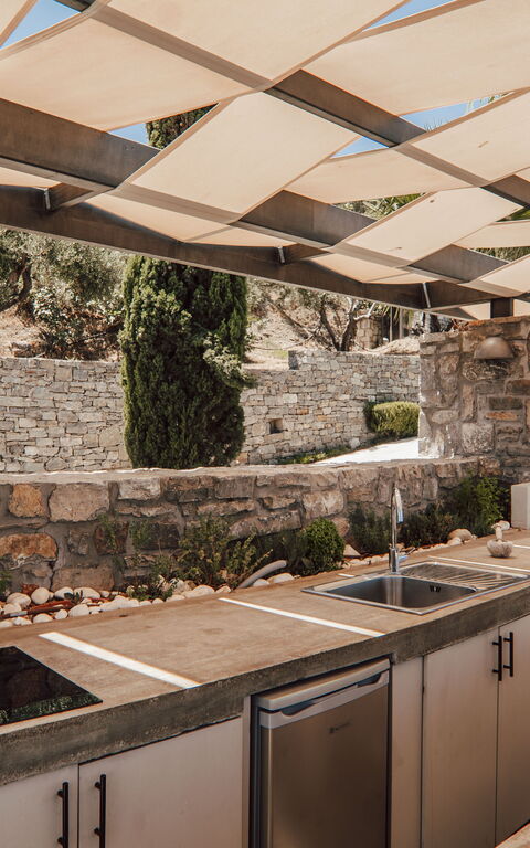 Villa Kera Panorama: Balkon / terras / patio, Buitenkanten, Buitenshuis