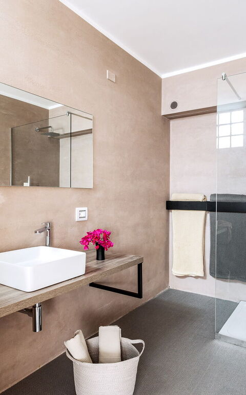 Villa Erakle: Badkamer