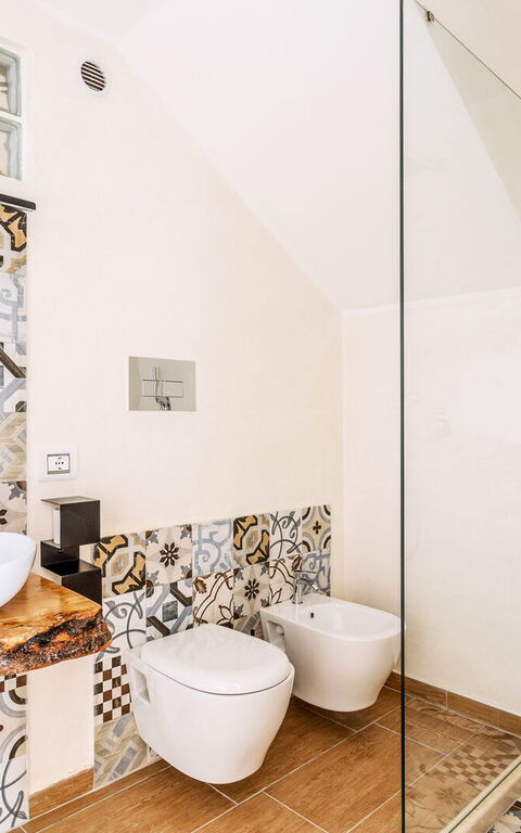 Villa Erakle: Badkamer