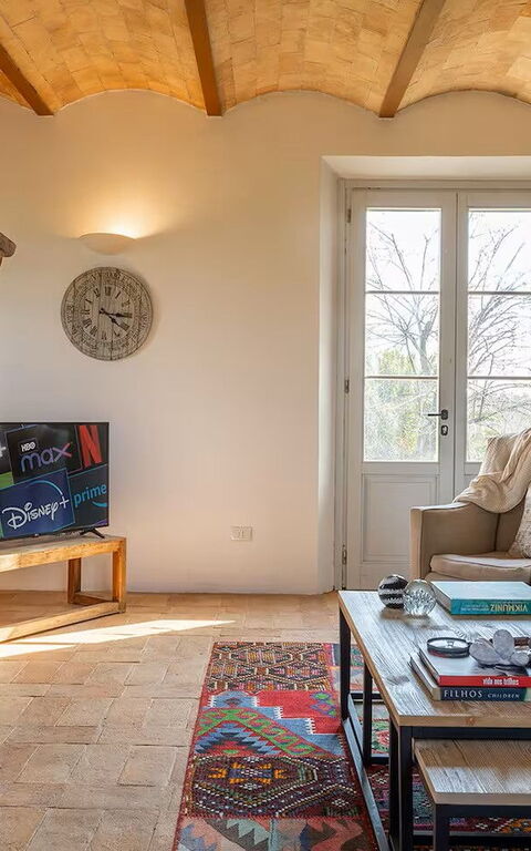 Casale Delle Mele: Woonkamer