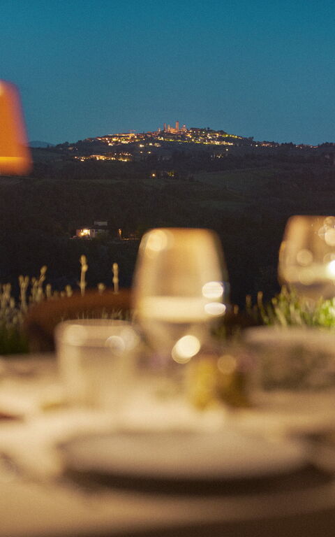 Villa Elmi: Balkon / terras / patio, Buitenkanten, Buitenshuis, Keer bekeken