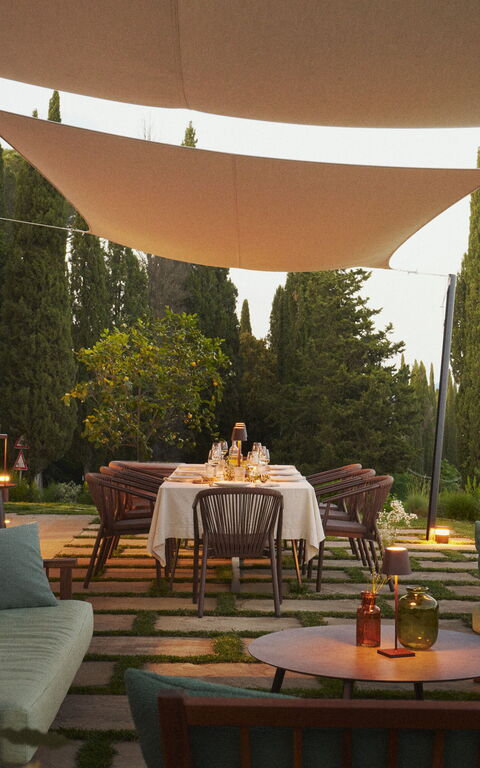 Villa Elmi: Balkon / terras / patio, Buitenkanten, Buitenshuis, Keer bekeken, Tuin