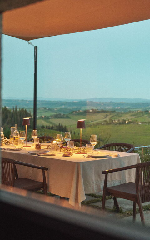 Villa Elmi: Balkon / terras / patio, Buitenkanten, Buitenshuis, Keer bekeken, Tuin