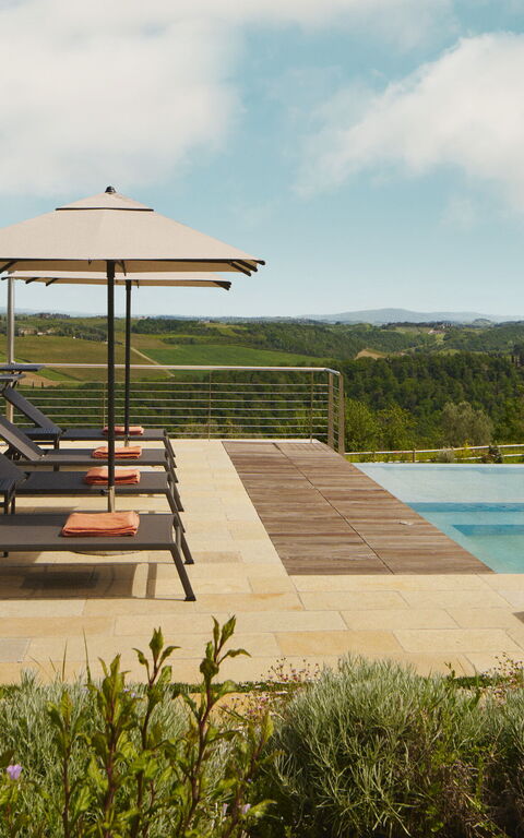 Villa Elmi: Buitenkanten, Buitenshuis, Keer bekeken, Tuin, zwembad