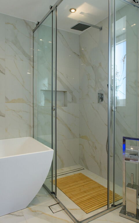 Villa Sunset: Badkamer