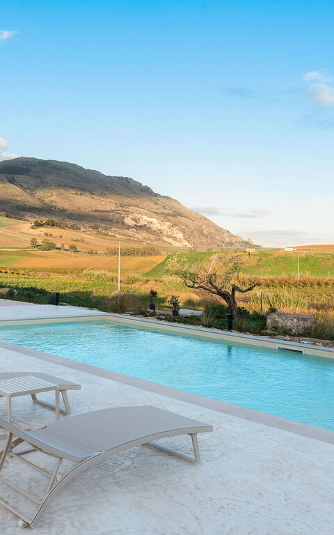 Villa Sike: Buitenkanten, Buitenshuis, Keer bekeken, zwembad