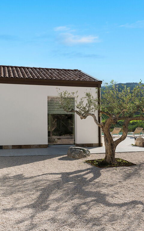 Villa Sike: Balkon / terras / patio, Buitenkanten, Buitenshuis