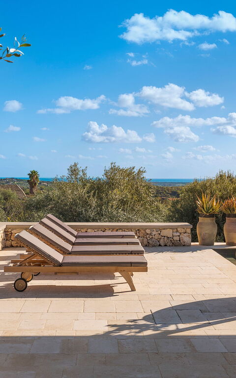 Villa Zigulì: Buitenkanten, Buitenshuis, Keer bekeken, zwembad