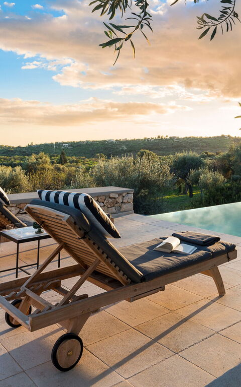 Villa Zigulotto: Buitenkanten, Buitenshuis, Keer bekeken, zwembad