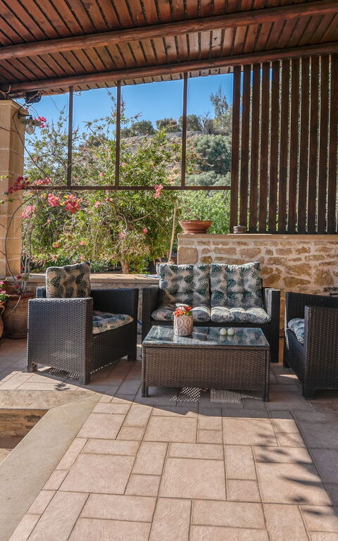 Villa Dimmare: Balkon / terras / patio, Buitenkanten, Buitenshuis