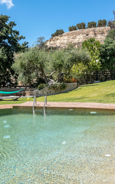 Villa Dimmare: Buitenkanten, Buitenshuis, Tuin, zwembad