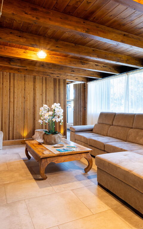 Villa Sole Tra i Ginepri: Woonkamer